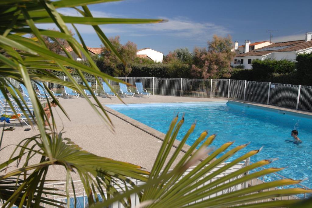 Residence Odalys Le Village Des Amareyeurs เลอ แชโตว์-โดเลรง ภายนอก รูปภาพ